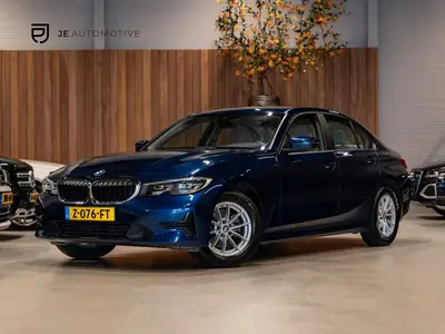BMW 3-Serie 320i Executive, Facelift, Apple Carplay, Navi, L uit 2019