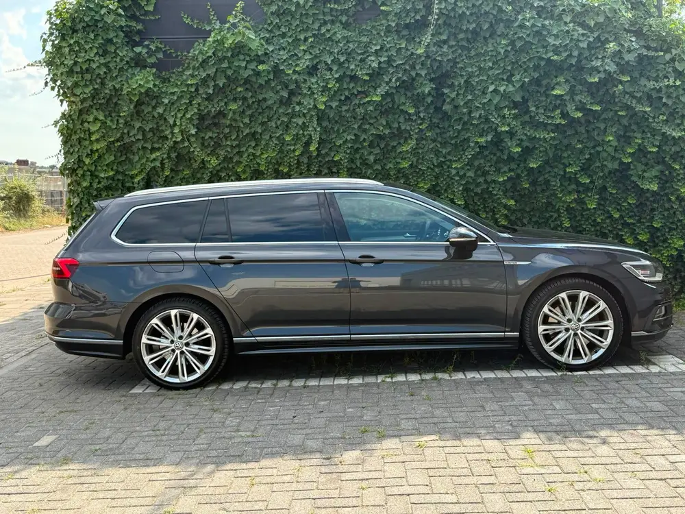 Volkswagen Passat Variant Passat 2.0 Bitdi 240pk 4Motion 2019 |R-line| uit 2019, foto 2