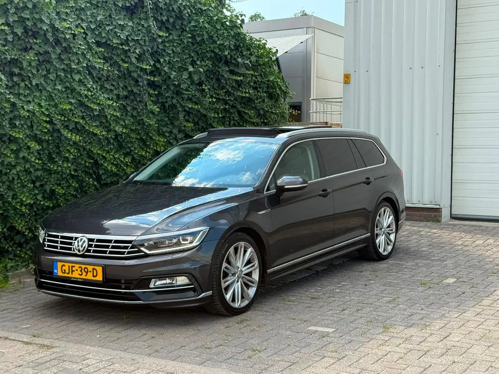 Volkswagen Passat Variant Passat 2.0 Bitdi 240pk 4Motion 2019 |R-line| uit 2019, foto 4
