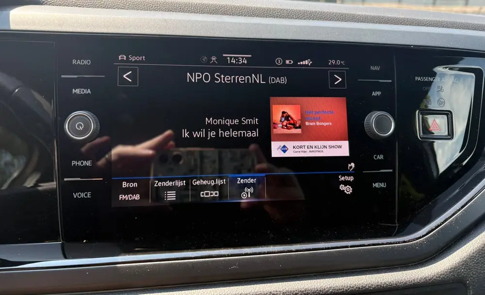 Volkswagen Polo Grijs 1,0 tsi automaat weinig kilometers. uit 2021, foto 18