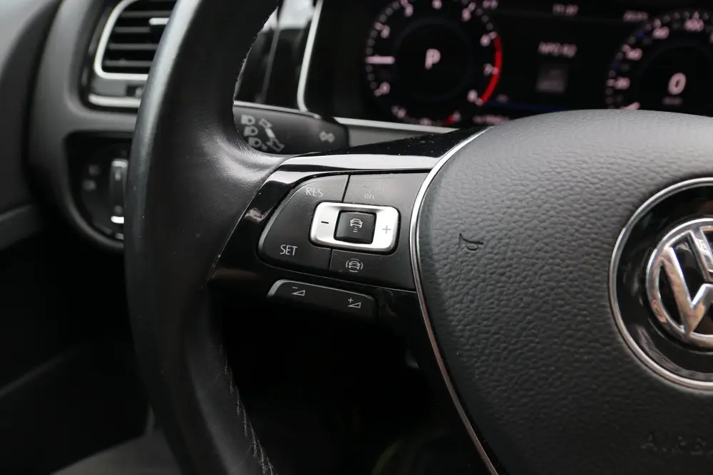 Volkswagen Golf 1.5 TSI Highline / Panoramadak / Cruise / Cl uit 2020, foto 17