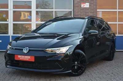 Volkswagen Golf Variant 1.5 eTSI R-Line | AUT - BLACKPACK uit 2021