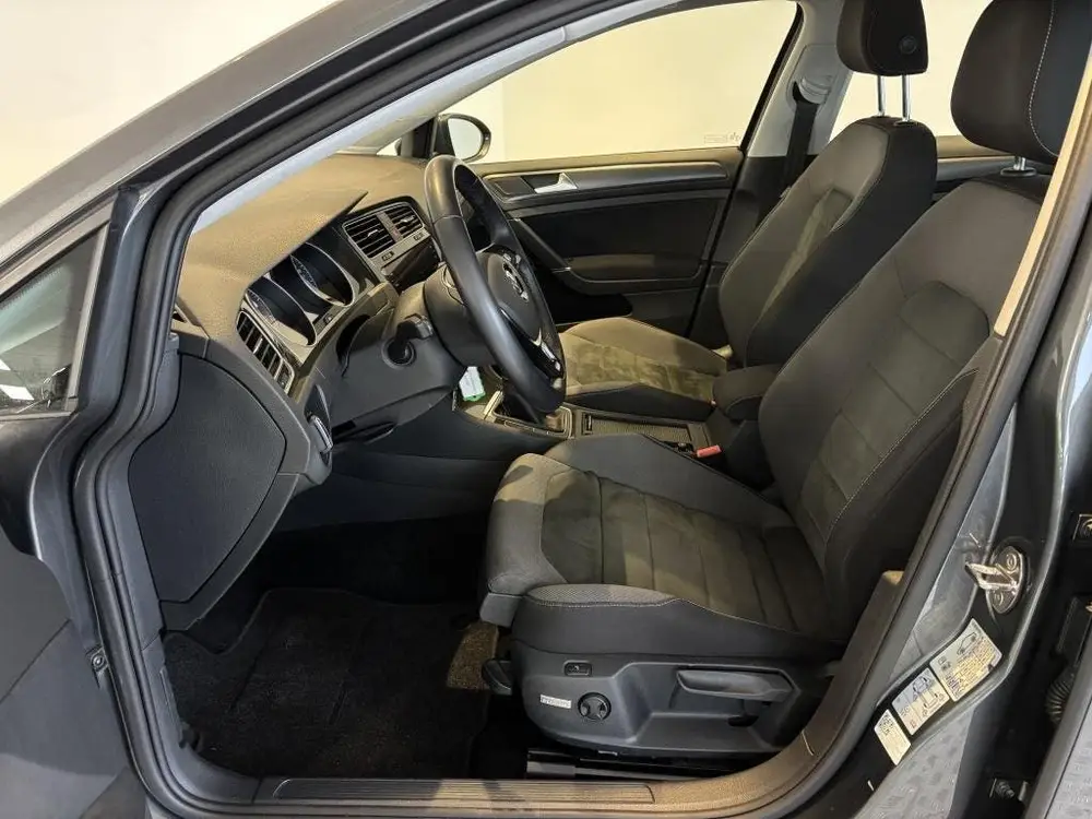 Volkswagen Golf Variant 1.5 TSI ComforLine Business 17" inch uit 2020, foto 11