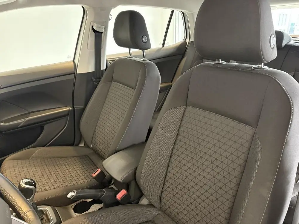 Volkswagen T-Cross 1.0 TSI Life Trekhaak, Parkeersensoren, A uit 2021, foto 10