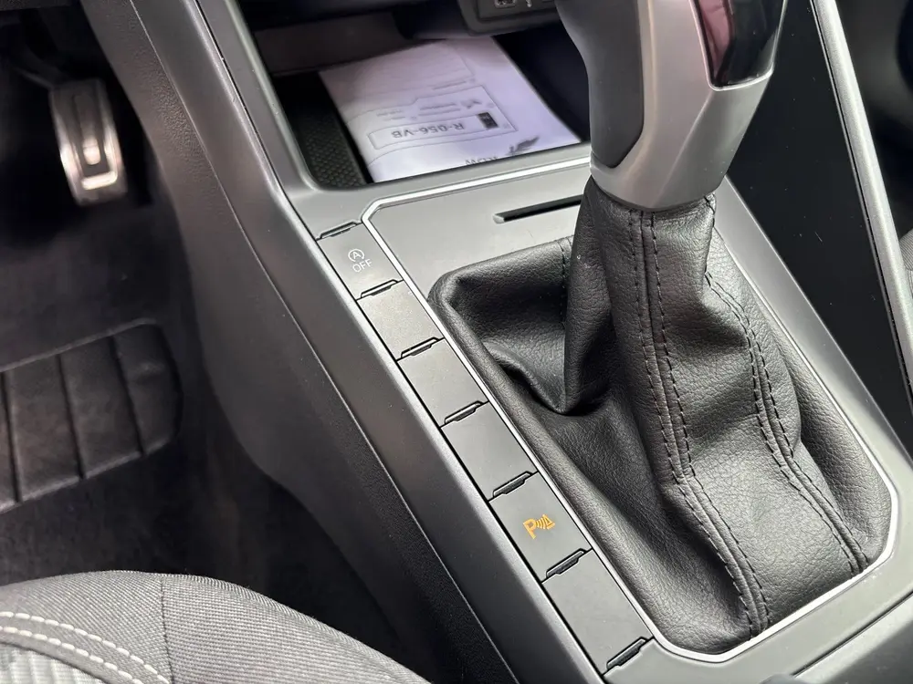 Volkswagen Polo 1.0 TSI R-Line Business AUTOMAAT/ CARPLAY/ P uit 2022, foto 14