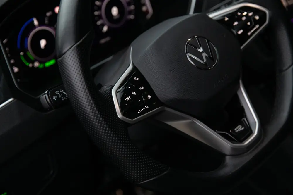 Volkswagen Tiguan 1.4 TSI eHybrid R-Line Business+ , Pano, A uit 2023, foto 12