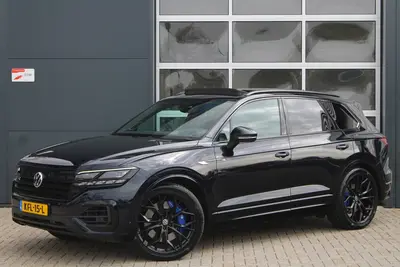 Volkswagen Touareg 3.0 TSi eHybrid 462pk 4MOTION R | Pano | uit 2020