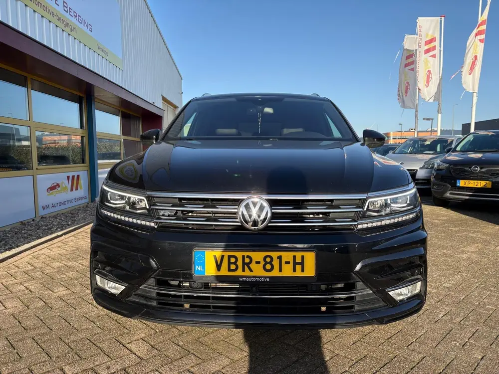 Volkswagen TIGUAN 2.0 TDI R-LINE DSG 240 PK LEDER CAMERA uit 2019, foto 15