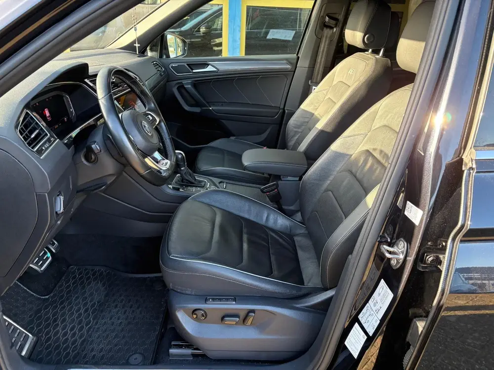 Volkswagen TIGUAN 2.0 TDI R-LINE DSG 240 PK LEDER CAMERA uit 2019, foto 3