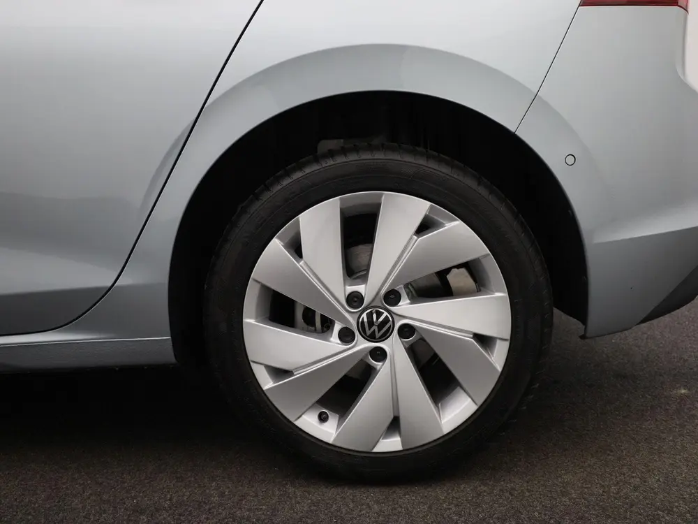Volkswagen Golf 1.5 eHybrid Life Edition | Navigatie | Draad uit 2025, foto 13