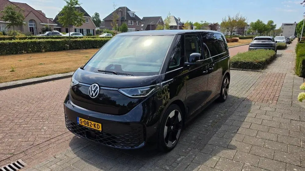 Volkswagen ID.Buzz 77kWh 204pk 2023 Zwart uit 2023, foto 4