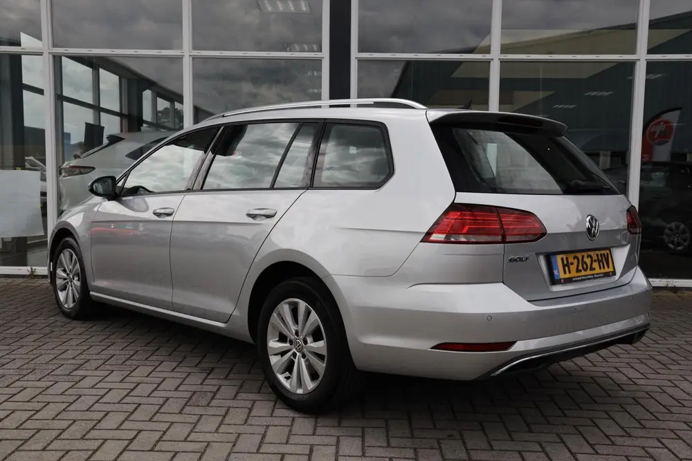 Volkswagen Golf 1.6 TDI Comfortline Business|Navi|ACC|Stoelv uit 2020, foto 4