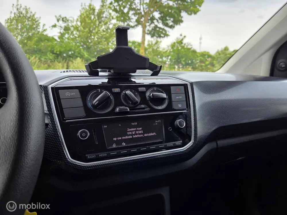 Volkswagen Up! 1.0 airco, 5 deurs uit 2022, foto 11