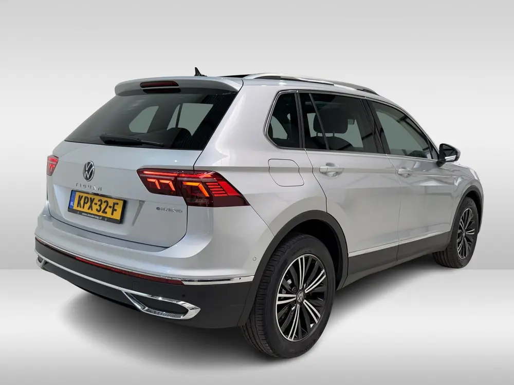 Volkswagen Tiguan 1.4 TSI eHybrid 245pk Elegance | Panoramad uit 2021, foto 2
