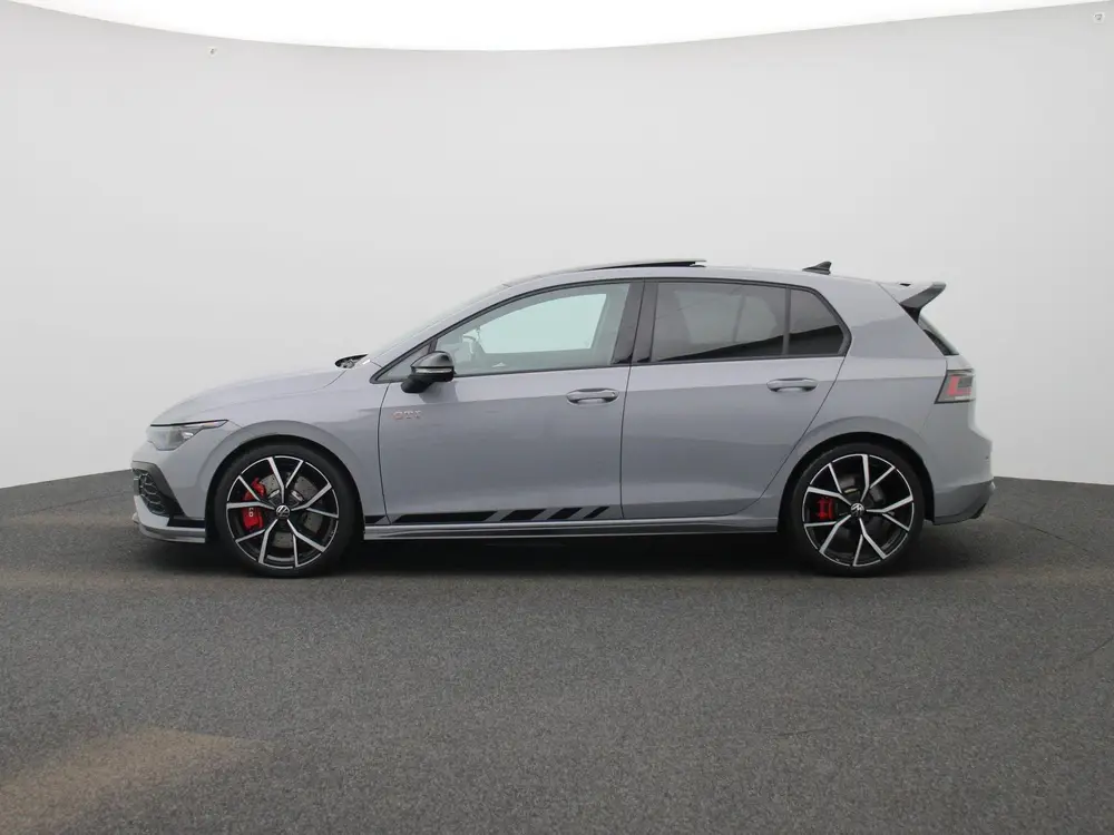 Volkswagen Golf 2.0 TSI GTI Clubsport 301 PK| Panoramadak | uit 2025, foto 4