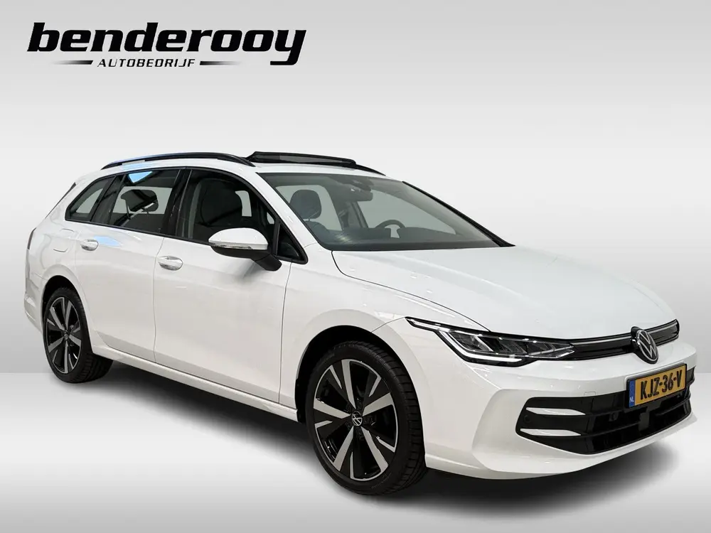 Volkswagen Golf Variant 1.5 eTSI 150pk DSG Style | Pano dak uit 2024