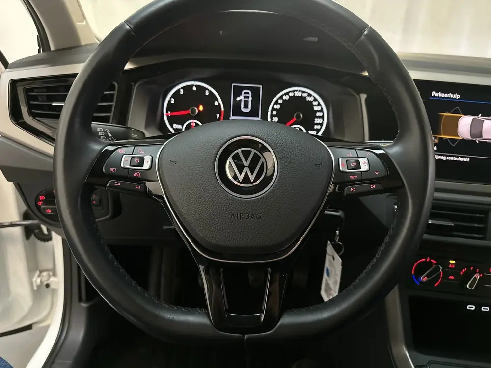 Volkswagen Polo 1.0 TSI Comfortline Parkeersensoren App-Conn uit 2021, foto 5