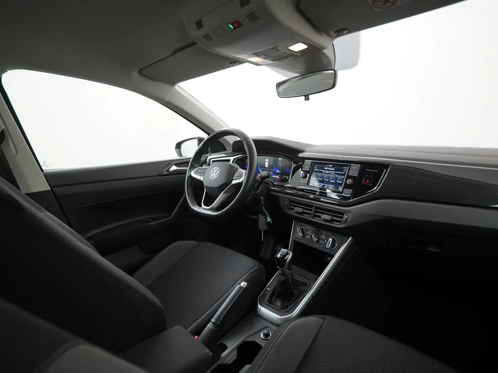 Volkswagen Polo 1.0 MPI Life | Carplay | Zondag Open! uit 2023, foto 2