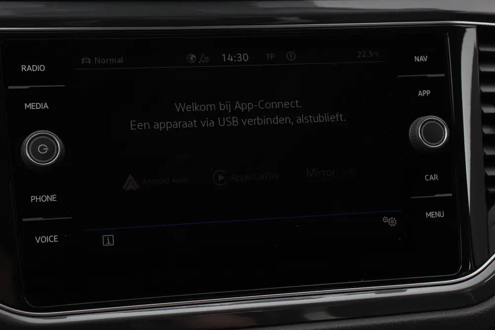 Volkswagen T-Roc 1.5 TSI DSG Sport 150 PK Navigatie Apple Ca uit 2022, foto 14