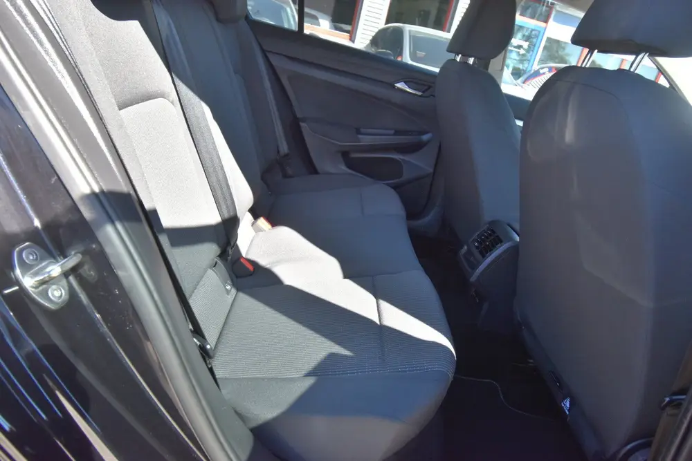 Volkswagen Golf 1.0 TSI Golf , TREKHAAK , LMV 18 , PDC V+A uit 2021, foto 10