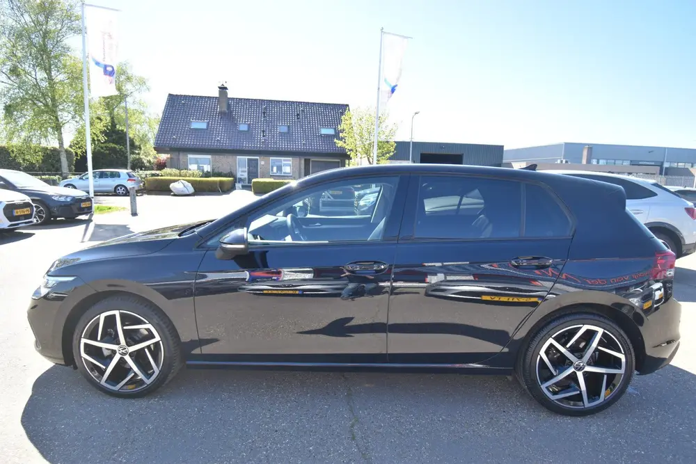 Volkswagen Golf 1.0 TSI Golf , TREKHAAK , LMV 18 , PDC V+A uit 2021, foto 19