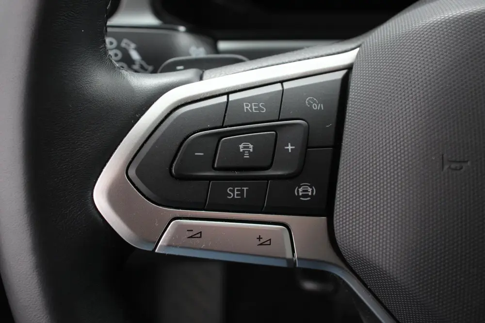 Volkswagen T-Roc 1.5 TSI 150pk DSG Life Navigatie Apple Carp uit 2023, foto 14