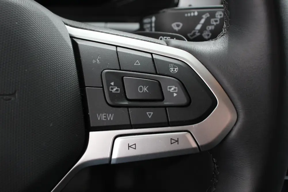 Volkswagen T-Roc 1.5 TSI 150pk DSG Life Navigatie Apple Carp uit 2023, foto 16