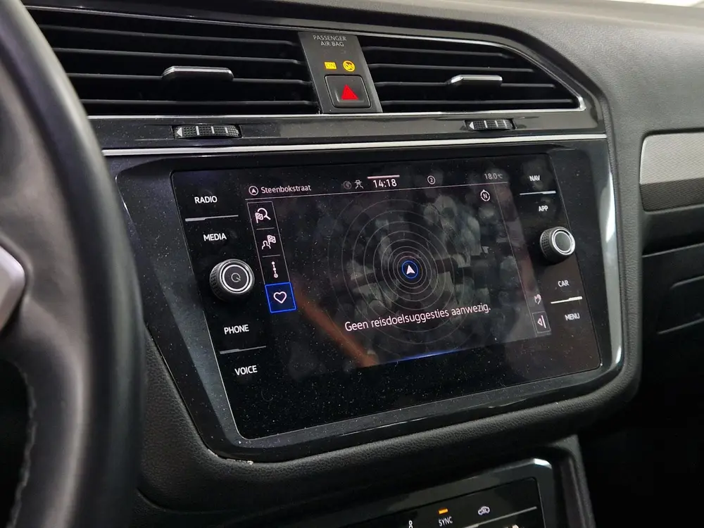 Volkswagen Tiguan Allspace 1.5 TSI Life 7p. 7-ZITS | NAVIGAT uit 2023, foto 16