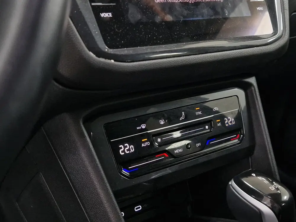 Volkswagen Tiguan Allspace 1.5 TSI Life 7p. 7-ZITS | NAVIGAT uit 2023, foto 19