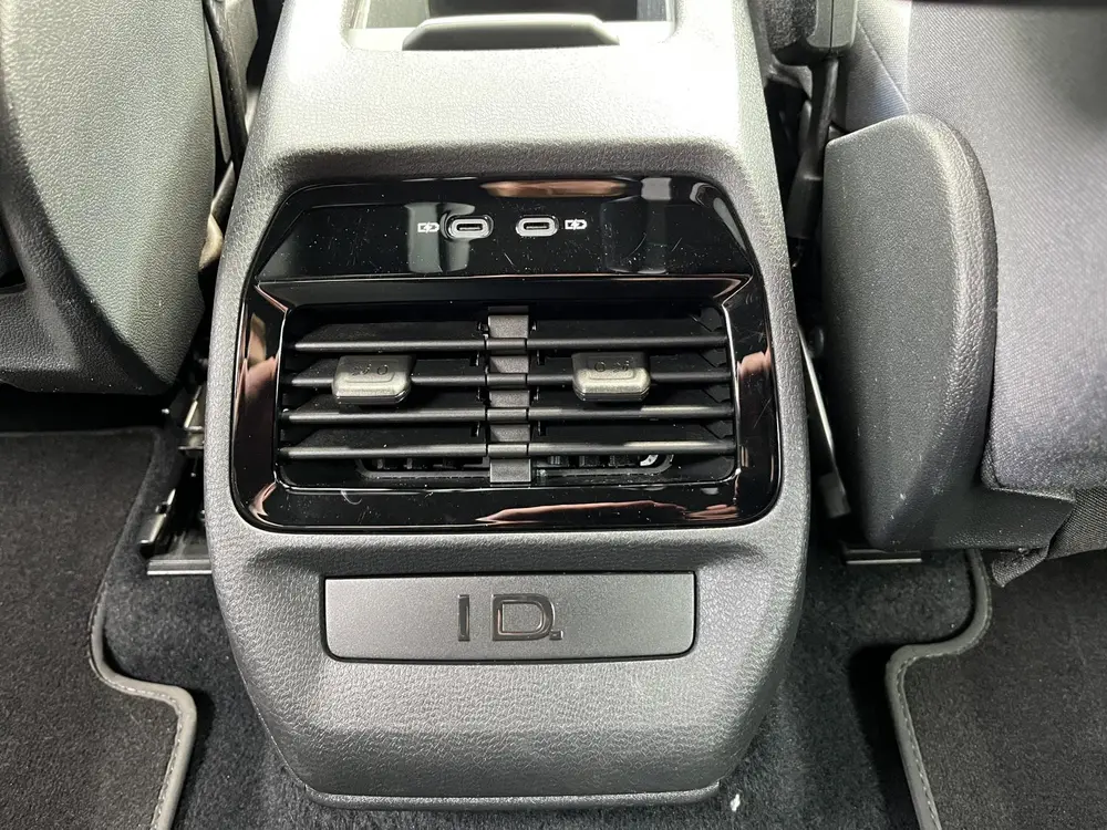 Volkswagen ID.4 Pro 77 kWh | Trekhaak | Clima | Stoelverwarm uit 2023, foto 15