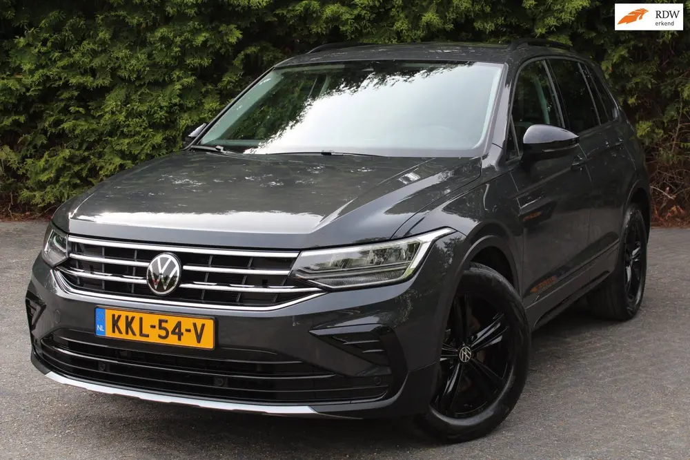 Volkswagen Tiguan 2.0 TSI 4Motion Urban Sport 190PK Automaat uit 2022