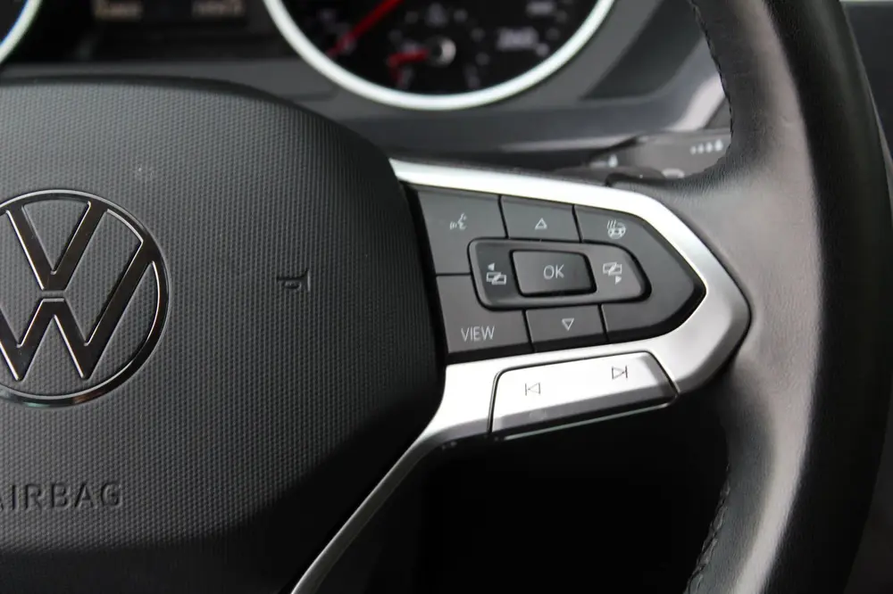Volkswagen Tiguan 2.0 TSI 4Motion Urban Sport 190PK Automaat uit 2022, foto 18