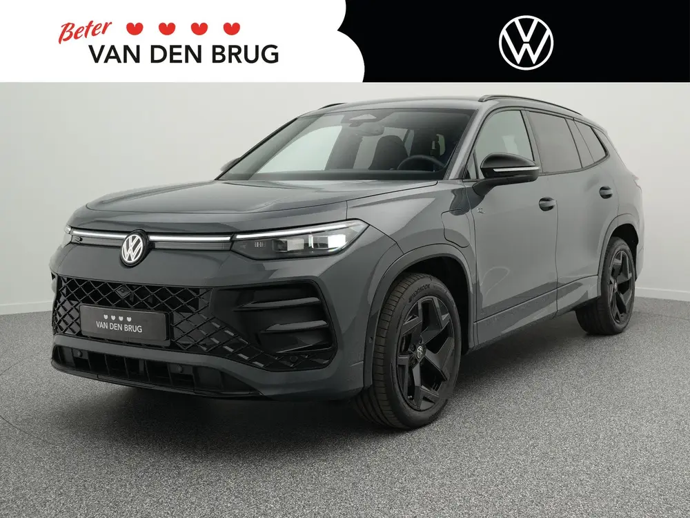 Volkswagen Tayron R-Line 1.5 eHybrid 204 PK | Trekhaak | Hea uit 2025