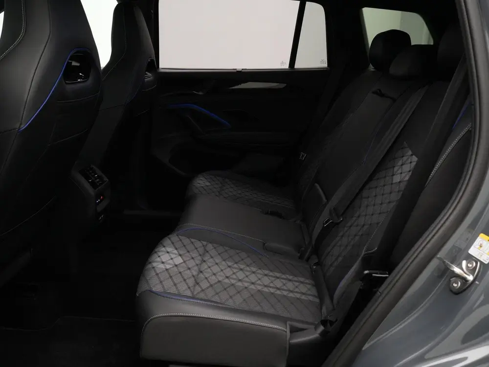 Volkswagen Tayron R-Line 1.5 eHybrid 204 PK | Trekhaak | Hea uit 2025, foto 12