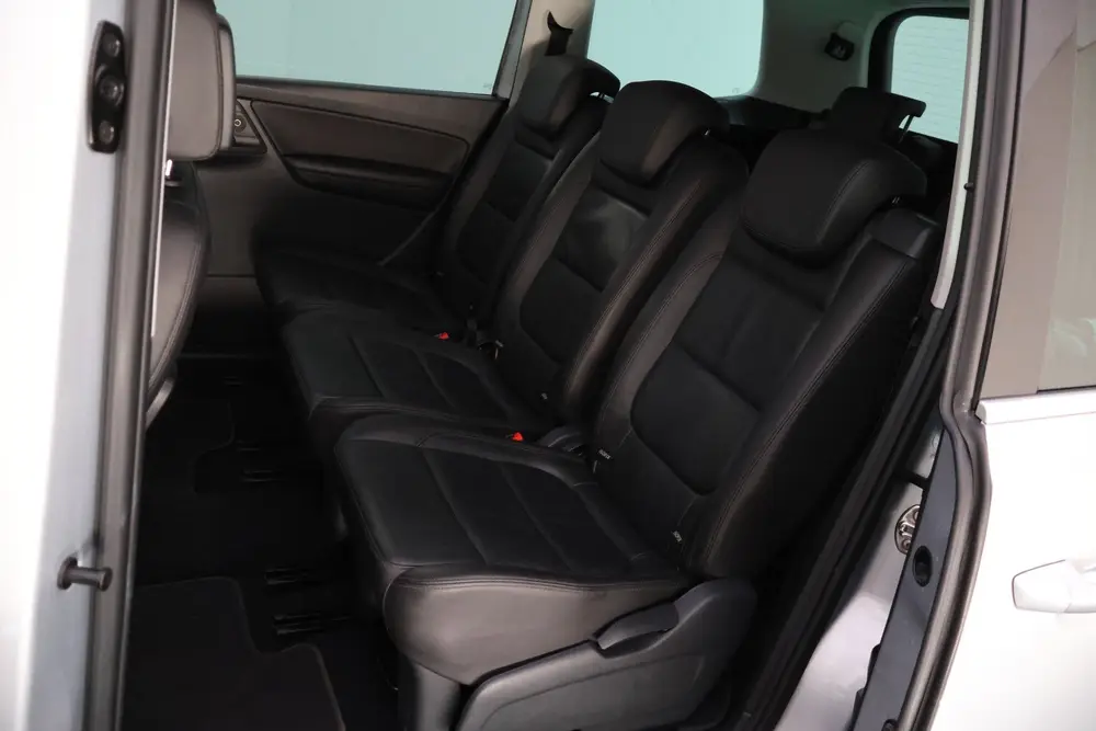 Volkswagen Sharan 1.4TSI 7Pers. HIGHLINE PANO | LEDER | ELEK uit 2019, foto 11