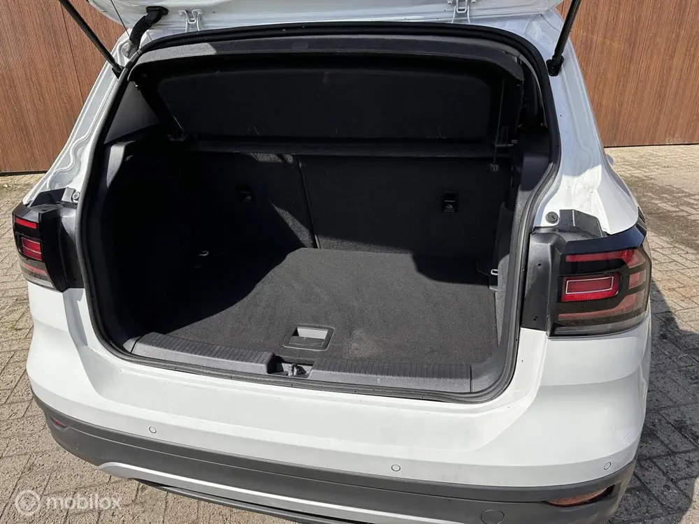 Volkswagen T-Cross 1.0 TSI 18dkm!airco navigatie cruisecont uit 2019, foto 8