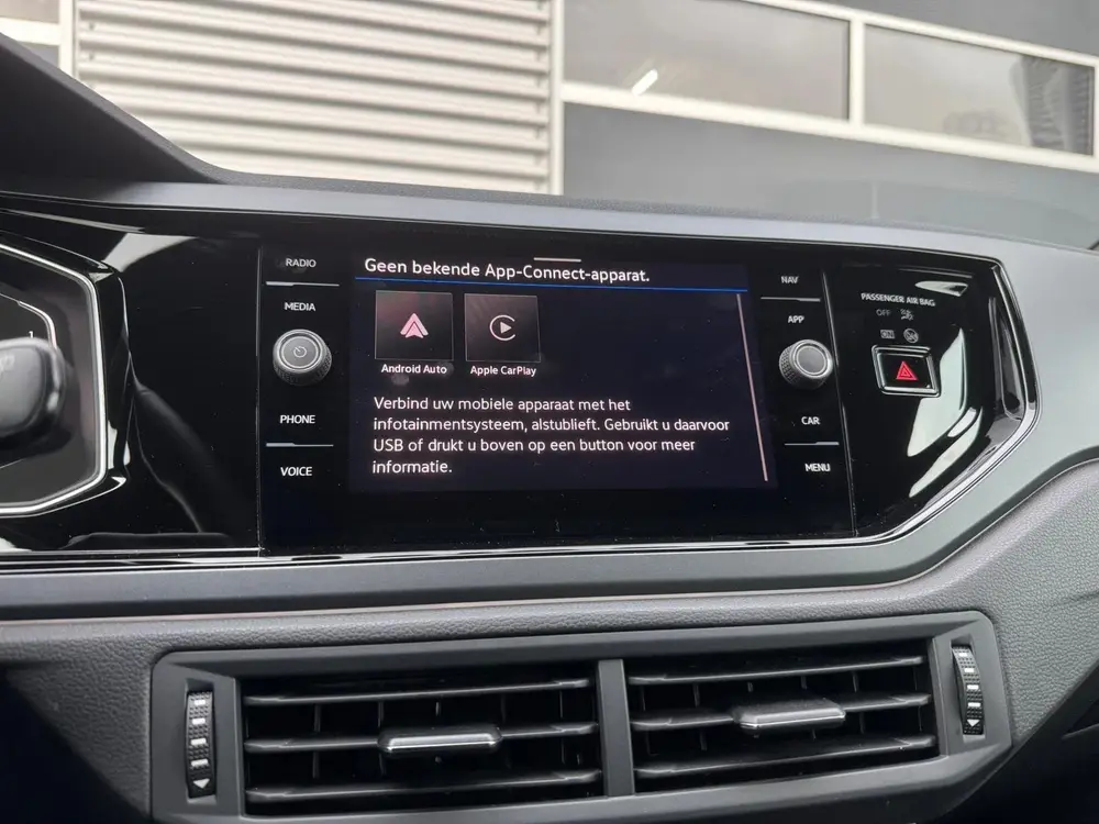 Volkswagen Taigo 1.0 TSI R-Line |Camera |Virtual display |IQ uit 2025, foto 17