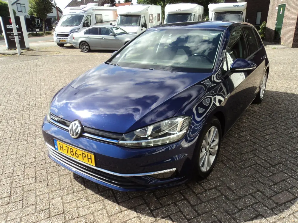 Volkswagen Golf 1.5 TSI Comfortline Cruise Navi PDC uit 2020, foto 3