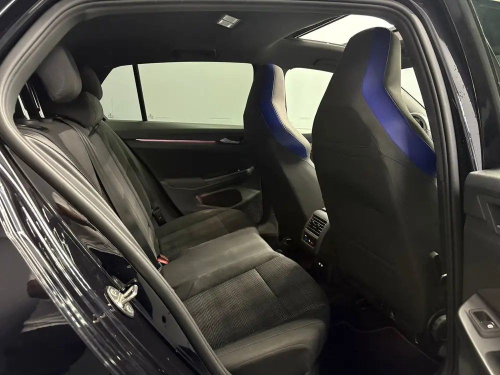 Volkswagen Golf 1.4 eHybrid GTE PANO uit 2021, foto 10
