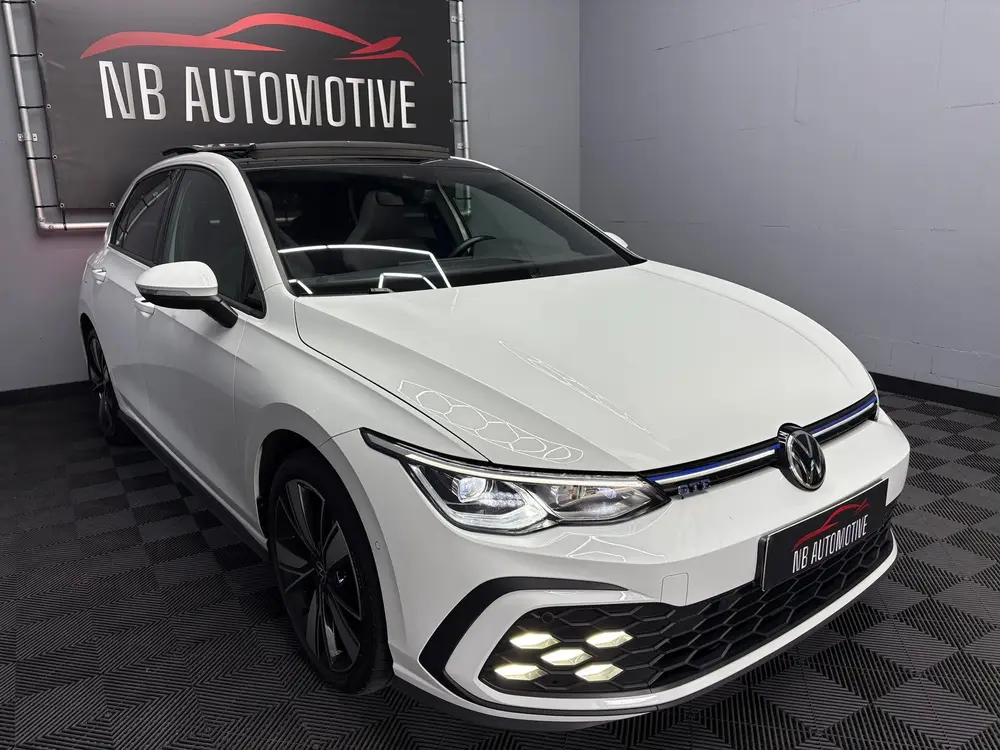 Volkswagen Golf GTE 1.4 eHybrid PANO uit 2021, foto 3