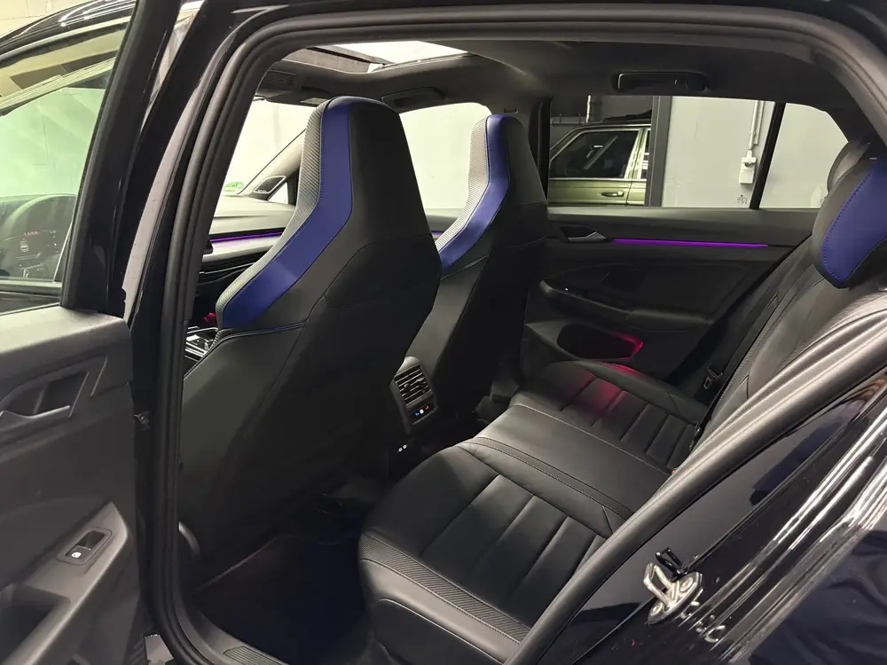 Volkswagen Golf 8 2.0 TSI R 4Motion Akra uit 2023, foto 12