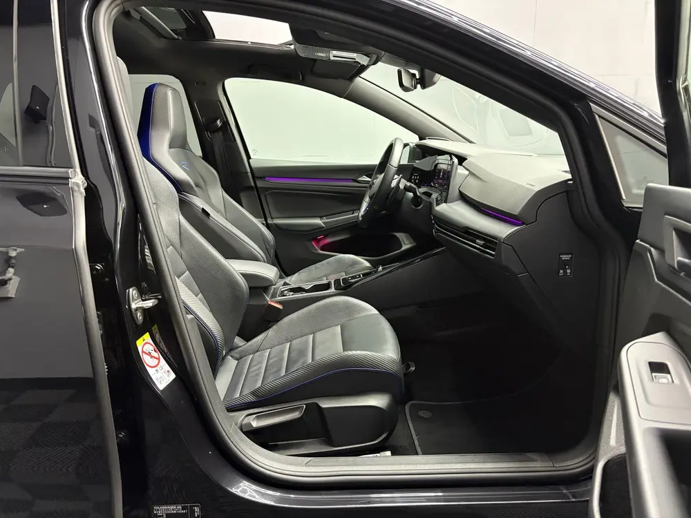 Volkswagen Golf 8 2.0 TSI R 4Motion Akra uit 2023, foto 9