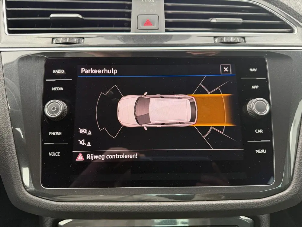 Volkswagen Tiguan 1.4 TSI HYBRIDE, | Metallic | LM velgen | uit 2022, foto 13