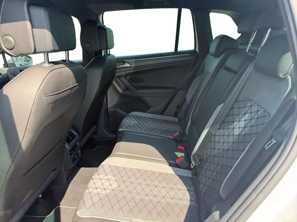Volkswagen Tiguan 1.5 TSI R-Line Business+ | Automaat | Crui uit 2021, foto 19