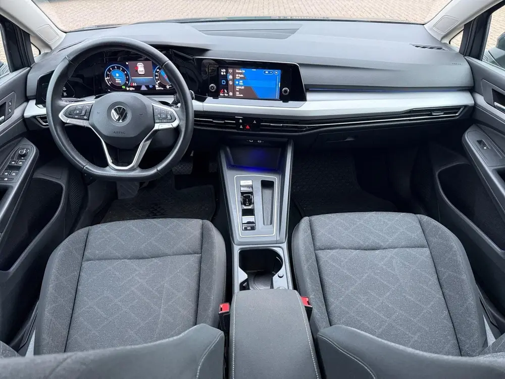 Volkswagen Golf 1.0 eTSI Life Business *Automaat*Navigatie*P uit 2020, foto 11