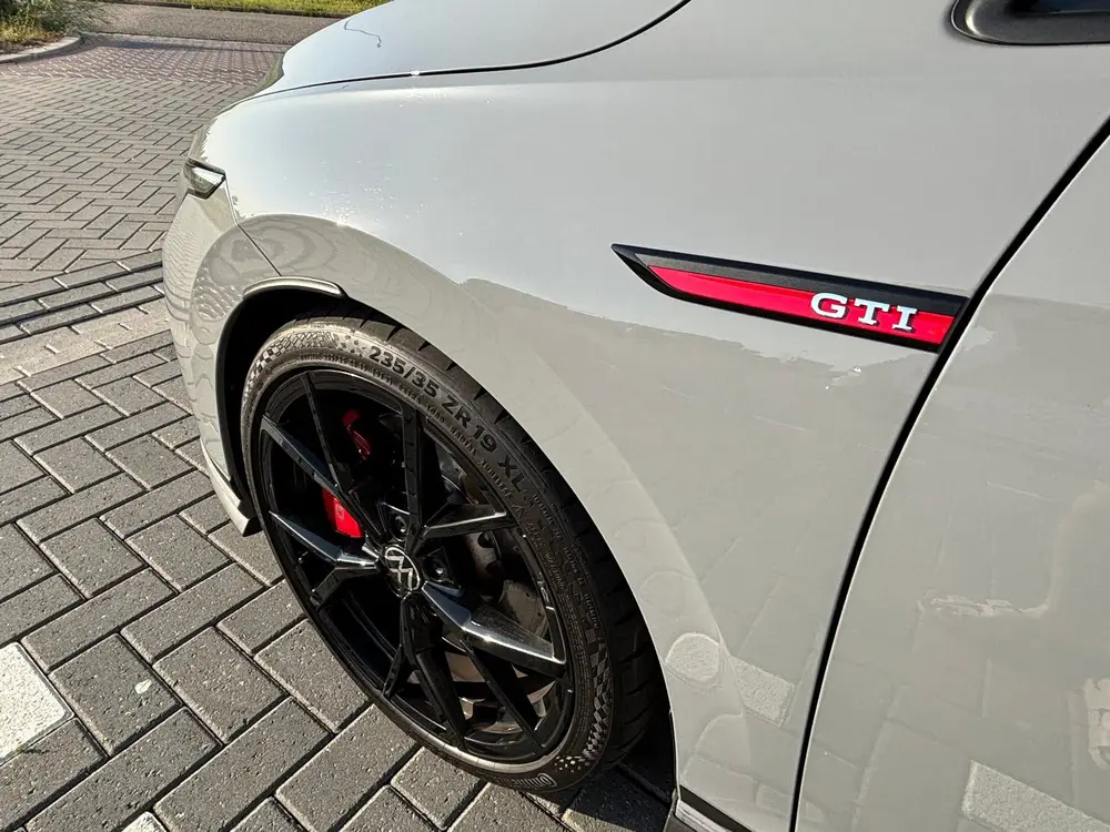 Volkswagen Golf 2.0 TSI GTI Clubsport 221KW Dsg7 2022 Grijs uit 2022, foto 4