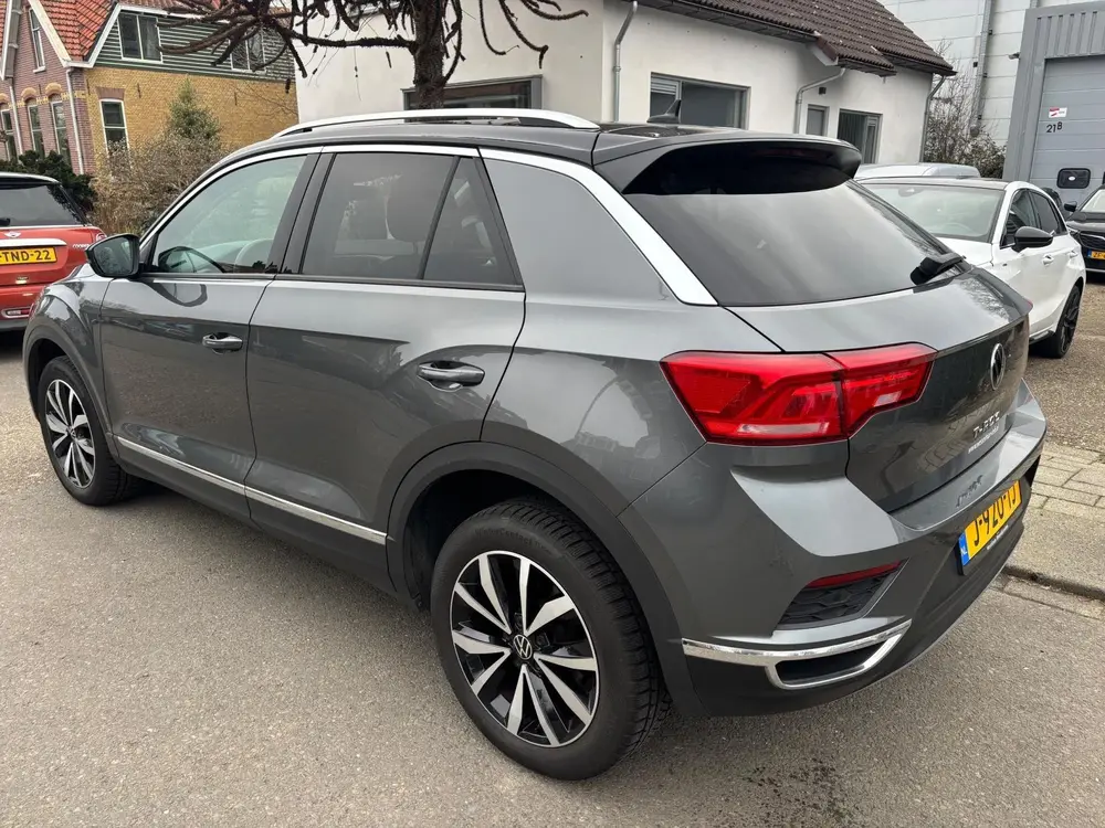 Volkswagen T-Roc 1.0 TSI Style Business Camera uit 2020, foto 6