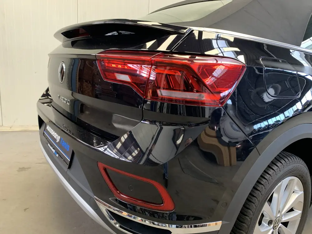 Volkswagen T-Roc Cabrio 1.0 TSI Style DIGITAL COCKPIT-NAVI-E uit 2024, foto 14