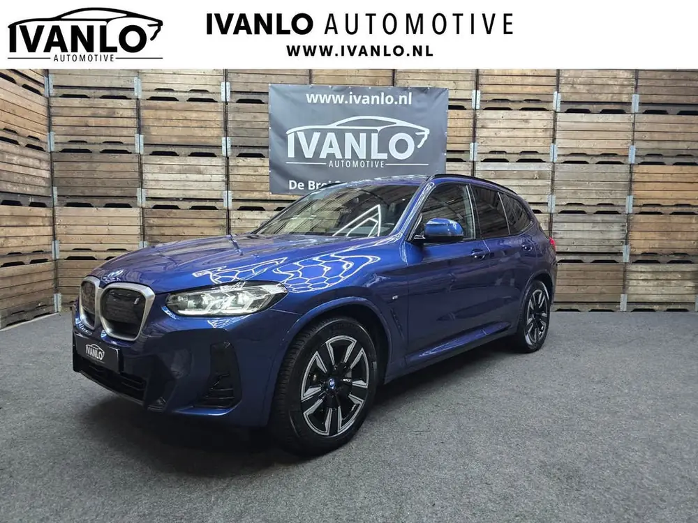 BMW IX3 High Executive 80 kWh Pano LED navi Trekhaak 19"LM 9 uit 2022