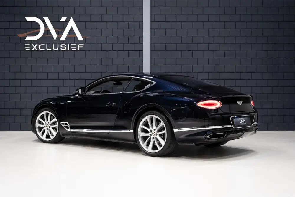 Bentley Continental W12 uit 2019, foto 3